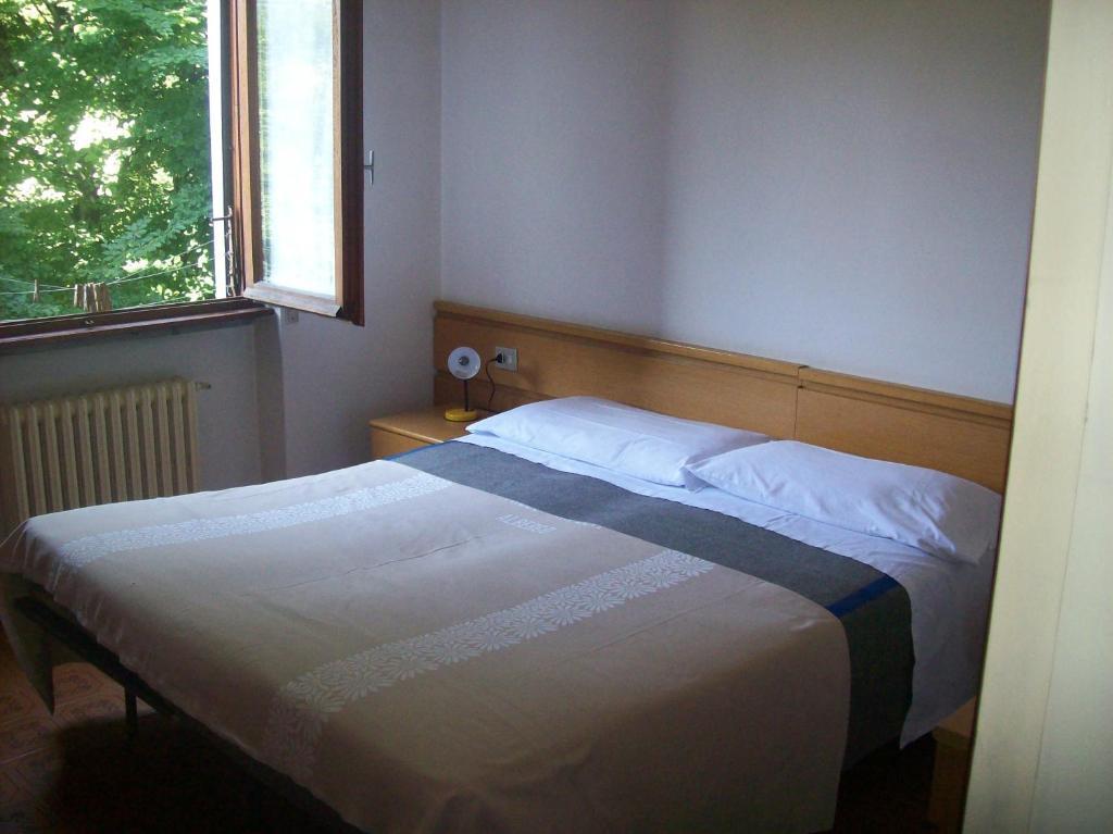 Hotel Valle Intelvi San Fedele Intelvi Szoba fotó